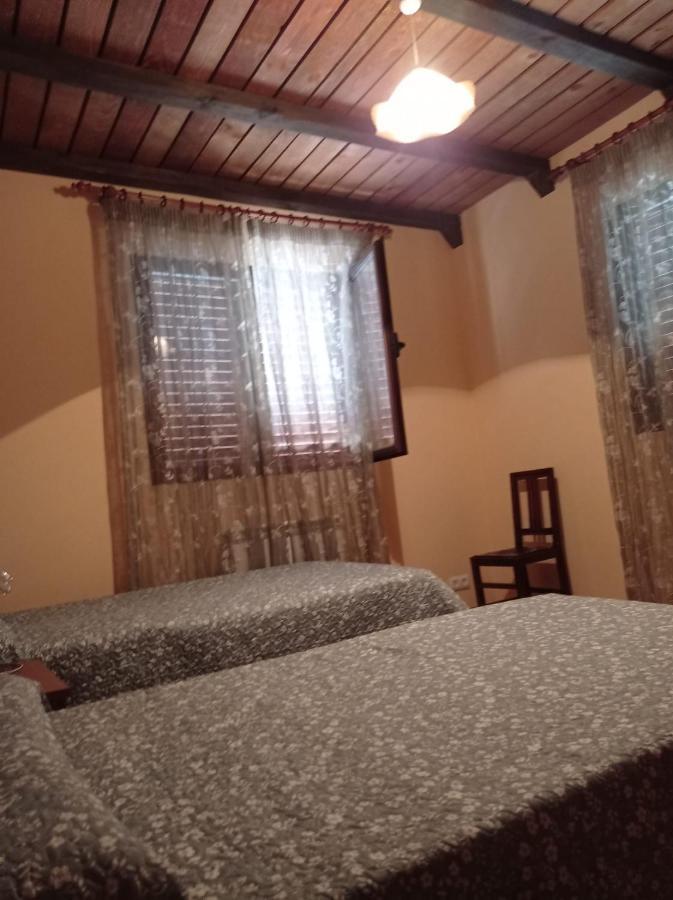 Casa Rural Khaleesi El Carpio de Tajo Kültér fotó