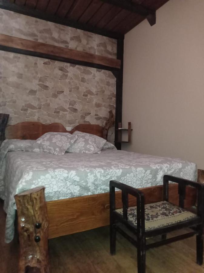 Casa Rural Khaleesi El Carpio de Tajo Kültér fotó